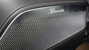 Porsche Macan Electric 