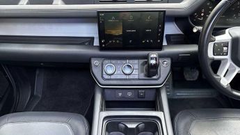 Land Rover Defender X-Dynamic HSE