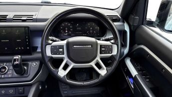 Land Rover Defender X-Dynamic HSE