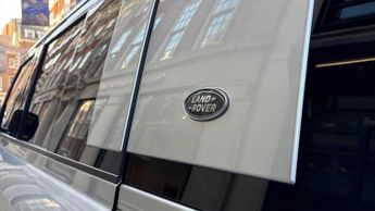 Land Rover Defender X-Dynamic HSE