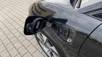 Jaguar I-Pace R-Dynamic SE Black