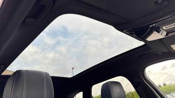 Land Rover Range Rover Velar SE