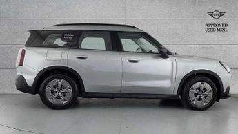 MINI Countryman SE Classic