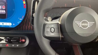 MINI Countryman E Sport
