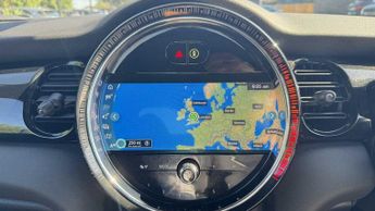 MINI Hatchback Cooper S Level 2