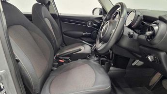 MINI F55 Mini 5-Door Hatch -5- 