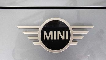 MINI Countryman SE Classic