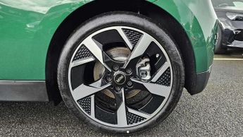 MINI Cooper E Exclusive