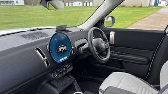 MINI Countryman SE Classic