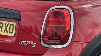 MINI Hatchback Cooper S Level 2