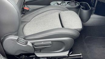 MINI Hatchback Cooper S Level 2