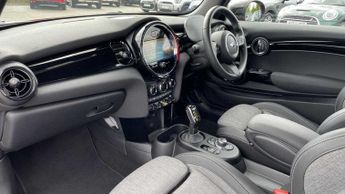 MINI Hatchback Cooper S Level 2