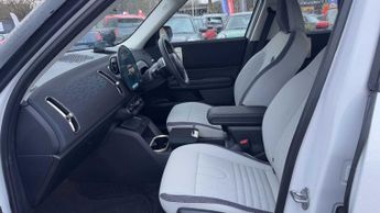 MINI Countryman SE Classic
