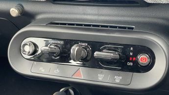 MINI Cooper E Exclusive