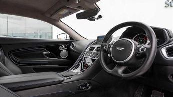 Aston Martin DB11 