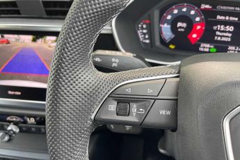 Audi Q3 S Line