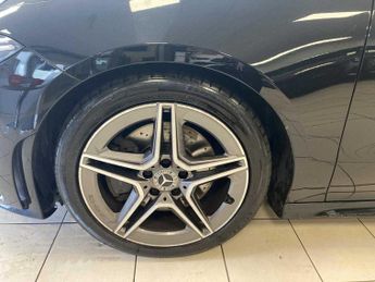 Mercedes-Benz Cla AMG Line