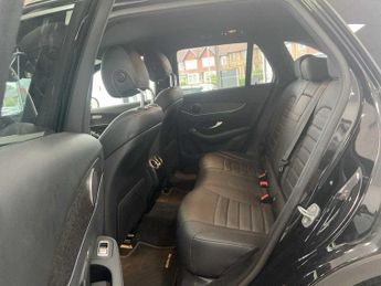 Mercedes-Benz GLC AMG Line