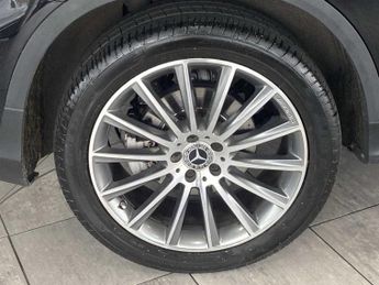 Mercedes-Benz GLC AMG Line