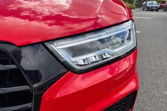 Audi Q3 Black Edition