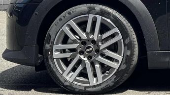 MINI Cooper E Exclusive