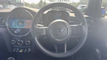 MINI Hatchback Cooper S Level 3