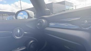 MINI Hatchback Cooper S Level 3