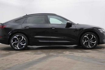 Audi E-Tron Black Edition