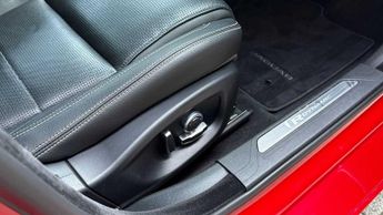 Jaguar XE R-Dynamic S