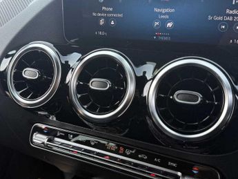 Mercedes-Benz GLA AMG Line