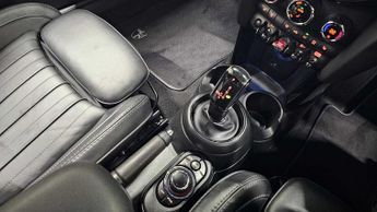 MINI Hatchback Cooper Exclusive