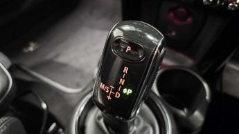 MINI Hatchback Cooper Exclusive