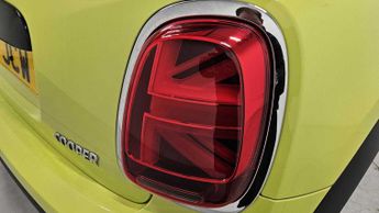 MINI Hatchback Cooper Exclusive