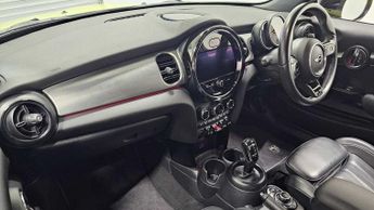 MINI Hatchback Cooper Exclusive