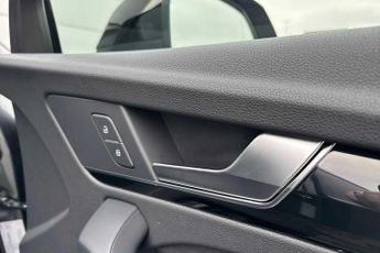 Audi Q5 SQ5 Black Edition