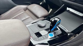 BMW Ix3 M Sport