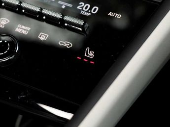 Porsche Macan Electric 