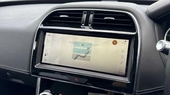 Jaguar XE R-Dynamic Black