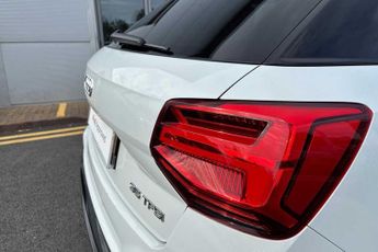 Audi Q2 Black Edition