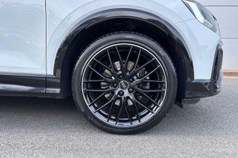 Audi Q2 Black Edition