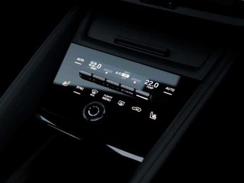 Porsche Macan Electric Estate 