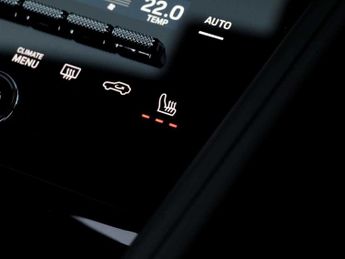 Porsche Macan Electric Estate 