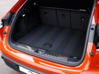 Porsche Macan Electric Estate