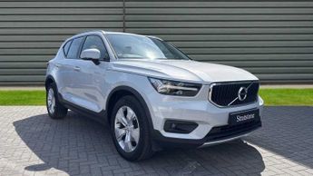 Volvo XC40 Momentum Pro