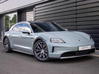 Porsche Taycan Cross Turismo 