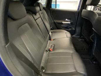 Mercedes-Benz EQA Sport Executive