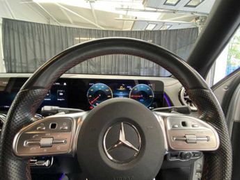 Mercedes-Benz EQB AMG Line