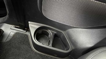Land Rover Defender S