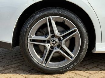 Mercedes-Benz Cla AMG Line