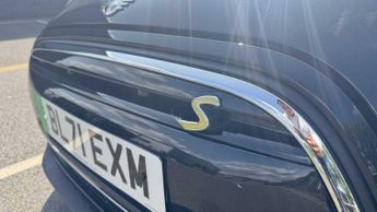 MINI Hatchback Cooper S Level 2